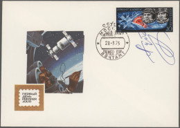 Thematics: Astronautics: 1969/1987, MNH Collection In A Hingeless Album With Sta - Other & Unclassified