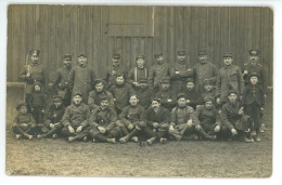 CARTE PHOTO MILITAIRE Souvenir De Captivité Camp De Prisonniers De Guerre ( Schmid Truppenübungsplatz Münsingen ) - Muensingen