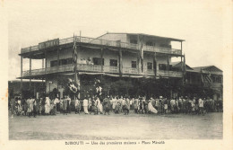 Delcampe - DJIBOUTI - COTE FRANCAISE Des SOMALIS - Une Des Premières Maison PLACE MENELIK - CARTE - TRES BON ETAT - Dschibuti