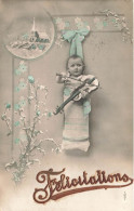 FANTAISIE - Bébé - Félicitations - Bébé Avec Un Violon - Carte Postale Ancienne - Neonati