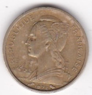 Ile De La Réunion 10 Francs 1972 , En Bronze Aluminium , Lec# 84 - Reunión