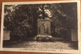 Cpa Militaria 24 Dordogne, EYMET Le Monument Aux Morts, éd MD, Non écrite - Eymet