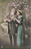 COUPLE - Chaque Jour Voit Grandir Notre Amour - Femme Appuyée Sur L'épaule De Son Mari - Carte Postale Ancienne - Paare