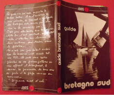 Guide Bretagne-Sud. Ouest France 1975. Cartes Dépliables. Petite Mouillure - Bretagne