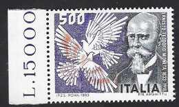 Italia, Italy, Italien, Italie 1983; Due Colombe, Two Doves, Con Il Premio Nobel Per La Pace Ernesto Moneta. - Pigeons & Columbiformes