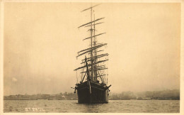 ST PAUL St Paul * Carte Photo * Bateau Voilier Goëlette 3 Mâts - Sailing Vessels