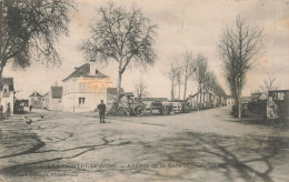 LENCLOITRE : AVENUE DE LA GARE ET ROUTE DE RICHELIEU - Lencloitre