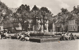 0-6056 SCHLEUSINGEN, Markt, Belebte Szene, 1964 - Schleusingen