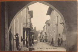 Cpa 24 Eymet, Rue De La Mairie, Animée, éd Astruc, écrite, Année? - Eymet