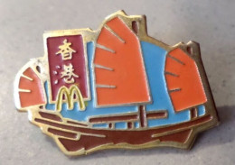 E114 Pin's Mac Do Mc Donald's Bateau Chine China  Achat Immédiat - McDonald's
