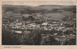 5952 ATTENDORN, Blick Auf Bahnhof Und über Die Stadt, 40er Jahre - Attendorn