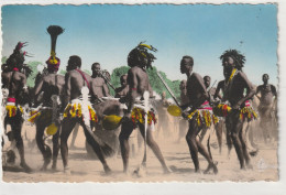 TCHAD - Région De DABA - Danses Après La Récolte Du Coton- 9x14 Dentelée, Glacée - Ed. ' La Carte Africaine' N° 42 - Tchad