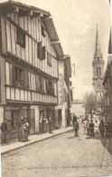 Hasparren. RUE MONTANTE, Vieilles Maisons Basques - Hasparren