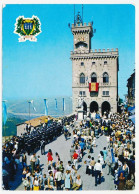 CPSM 10.5 X 15 (310) SAN MARINO Piazza Della Libertà E Palazzo Del Governo Place De La Liberté Et Palais Du Gouvernement - Saint-Marin