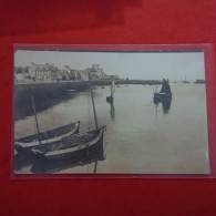 CARTE PHOTO BARFLEUR LE PORT ET LE QUAI BATEAU - Barfleur