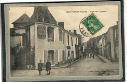 CPA - CHANTONNAY (85) - Aspect Du Quartier De L'Hôtel Du Mouton (des Voyageurs) En 1915 - Chantonnay