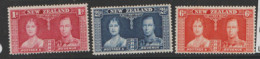 New  Zealannd  1937  SG 549-51  Coronation  Mounted Mint - Nuovi