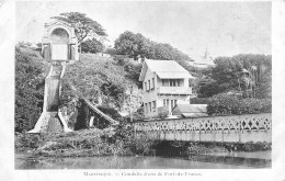 MARTINIQUE  FORT DE FRANCE Conduite D'eau - Fort De France