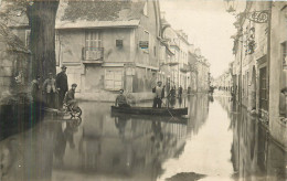 L'ÎLE BOUCHARD - Rue De La Liberté, Crue De La Vienne Mars 1912, Carte Photo. - L'Île-Bouchard