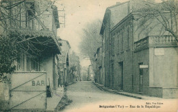 VAR  BRIGNOLES  Rue De La République - Brignoles