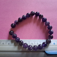 Bracelet élastique De Perles Violettes En Plastique Vintage Longueur 18 Cm Environ - Armbanden