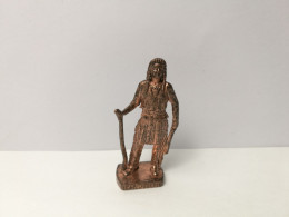 Kinder : Berühmte Indianer-Häuptling 1979-85-93 - Cap Joseph - Kupfer  - Made In Italy - 40 Mm - 8 - Figurine In Metallo