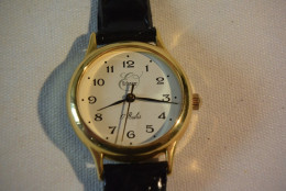 C35 Belle Montre Erlanger Anti Choc Numérotée 17 Rubis - Watches: Old