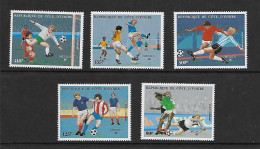 COTE D'IVOIRE 1986  FOOTBALL  YVERT N°PA108/112 NEUF MNH** - 1986 – México