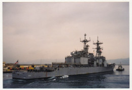 2 Photos Couleur Format Env. 10cm X 15cm - Destroyer USS Spruance (DD-963) - Octobre 1999 - Barcos