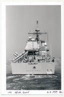 2 Photos N Et B Format Env. 9cm X 14cm - USS Yorktown Et USS Vela Gulf (2/8/1999) - Bateaux