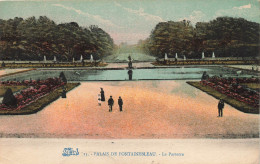 FRANCE - Palais De Fontainebleau - Le Parterre - Colorisée - Carte Postale Ancienne - Fontainebleau