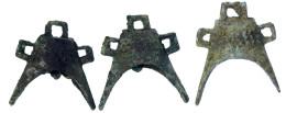 3 X Bronze-Glockengeld, Wohl Chunqiu-Periode Ca. 770/446 V. Chr. Kleine Form Mit Jeweils 3 Ösen Und Spitzen Enden. 27, 2 - China