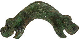 Bronze-Klangplattengeld Der Chunqiu-Periode Ca. 770/476 V.Chr. 135 Mm. Mit Drachenkopfenden Und Drachenschwanz, Oben Loc - Cina