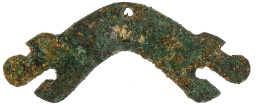 Bronze-Klangplattengeld Der Chunqiu-Periode Ca. 770/476 V.Chr. 112 Mm. Mit Drachenkopfenden Und Rautendesign, Oben Lochu - Chine