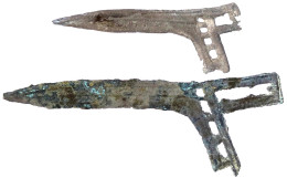 2 X Bronze-"Halberd"-Münze 800/600 V.Chr. Zhejiang-Provinz. Länge 105 Und 70 Mm. Sehr Schön - China
