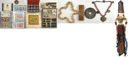 Bunter Restposten Einer Sammlung, Bestehend Aus Indonesischer Marionette, Einem Chines. Kompass, Einem Alten Bronzeschlo - Altri – Asia