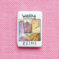 Feve Publicitaire Patisserie Waïda Reims Tableaux Clamecy Faience Porcelaine - Regio's