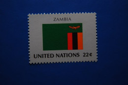 ZAMBIA STAMP FLAG OON UNO STAMP - Zambie (1965-...)