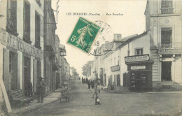 LES HERBIERS - Rue Brandon. - Les Herbiers