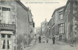 POUZAUGES - Rue Des Vieux Pavés. - Pouzauges