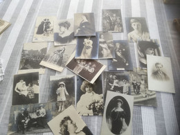 203 Oude Postkaarten, Foto's En Zeldzame Fotokaarten Koninklijke Familie België ; Veel Geschreven En Gezegeld - 100 - 499 Karten
