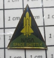 812g Pin's Pins / Beau Et Rare / ESPACE / NAVETTE SPATIALE USA NASA SPACE SHUTTLE - Raumfahrt