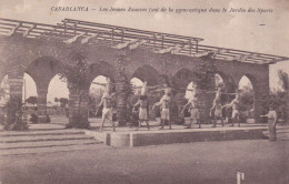 CASABLANCA - Les Jeunes Zouaves Font De La Gymnastique Dans Le Jardin Des Sports - Casablanca