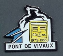 @@ La Poste PTT Boite Aux Lettres Cheval Hipodrome De PONT DE VIVAUX (13) 20 Ans 1972-1992 @@po25 - Correo