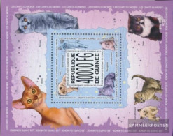 Guinea Miniature Sheet 2303 (complete. Issue) Unmounted Mint / Never Hinged 2013 Cats - Guinée (1958-...)