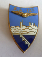 INSIGNE BA 123 BASE AERIENNE ORLEANS - Email - AREMAIL PARIS - Luchtmacht