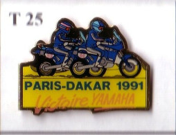 T25 Pin's Moto PARIS DAKAR 91 Vainqueur Stéphane Peterhansel  YAMAHA Achat Immédiat - Motos