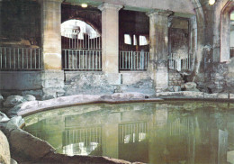 Bath - Les Thermes Romaines - Bassin Circulaire - Bath