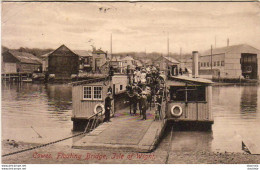 COWES  Floating Bridge  Isle Of Wight - Cowes