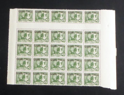 KOUANG-TCHEOU - 1942-44 - N°YT. 143 - Jonque 2c Vert - Bloc De 25 Bord De Feuille - Neuf Luxe** / MNH - Neufs